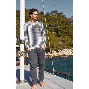 Men's Pyzama With Long Sleeves & Long Pants Nautica