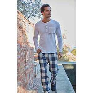 Men's Pyzama With Long Sleeves & Long Pants Nautica