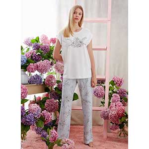 Women's Pyjama With Short Sleeves & Long Pants Catherine's