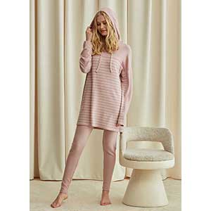 Women's Pujama Set With Long Sleeves & Pantyhose Catherine's