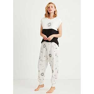 Women's Pyjama With Short Sleeves & Long Pants Catherine's