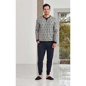 Men's Pyzama With Long Sleeves & Long Pants Nautica