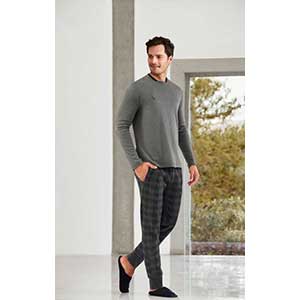 Men's Pyzama With Long Sleeves & Long Pants Nautica