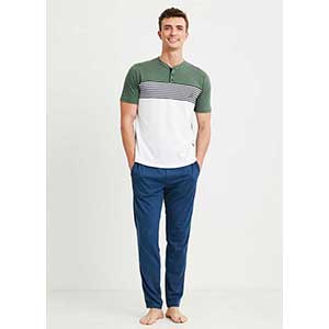 Men's Pyzama With Short Sleeves & Long Pants Nautica